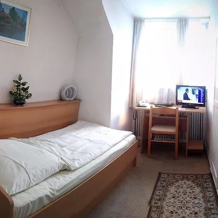 Central Budget Hotel 3*