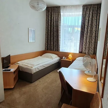 Hotel Central Budget Hotel Bonn