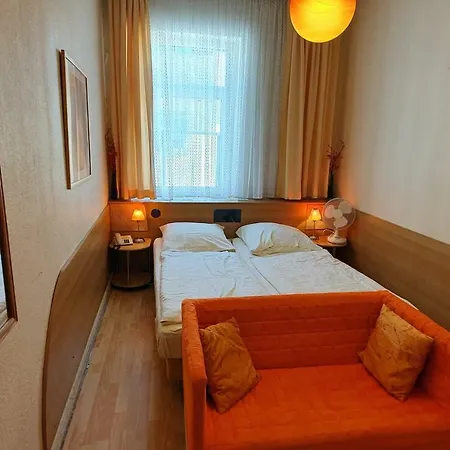 Central Budget Hotel Hotel Bonn