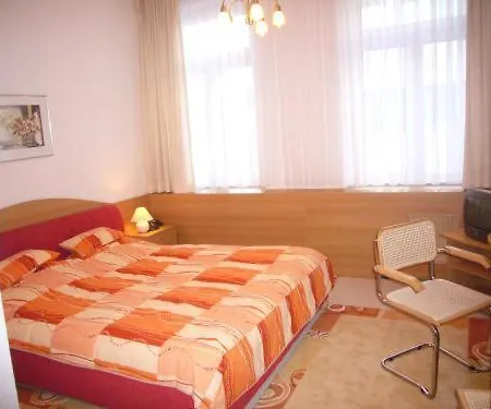Central Budget Hotel Hotel